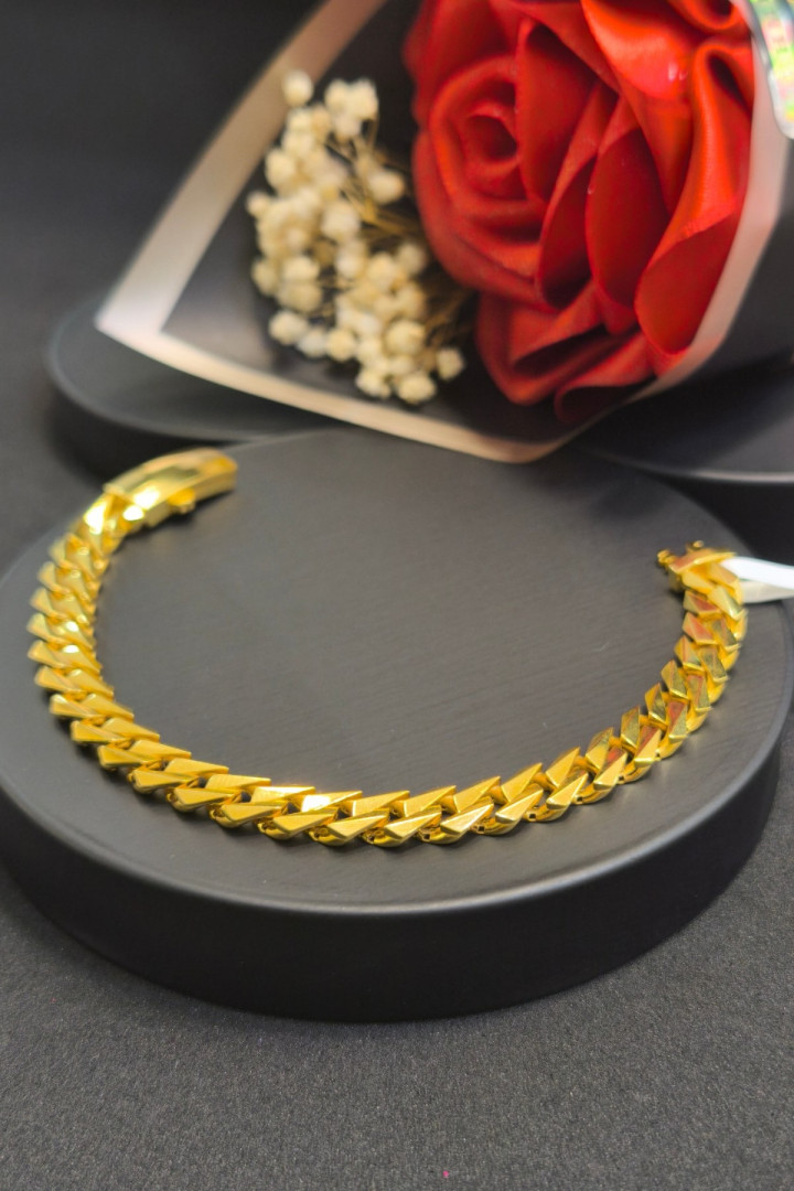 22 AYAR 17,78 gr BİLEKLİK BIL0332 22 AYAR 17,78 gr BİLEKLİK BIL0332