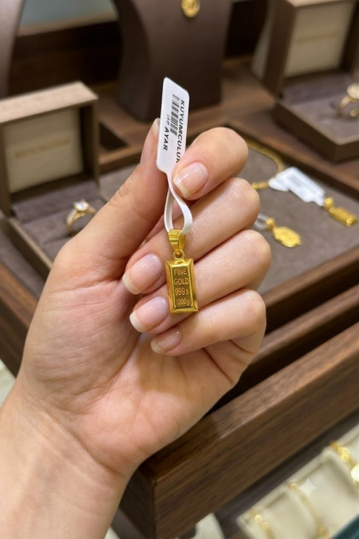 22 AYAR 1,37 gr KOLYE UCU UC00949 22 AYAR 1,37 gr KOLYE UCU UC00949
