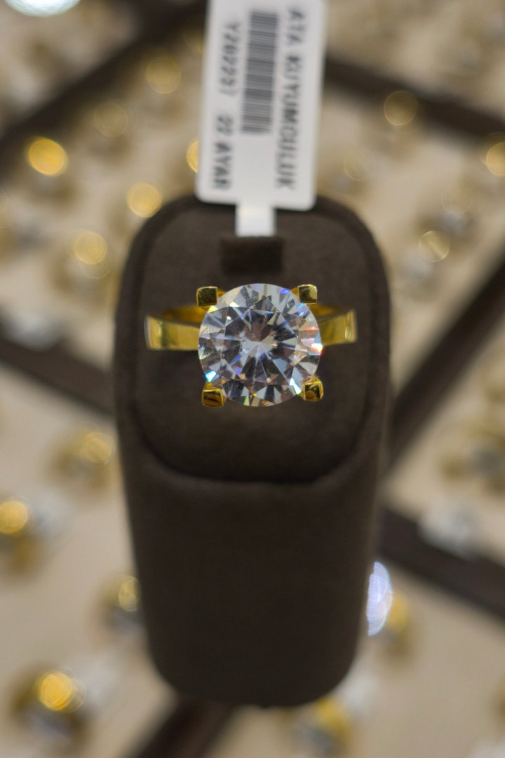 22 AYAR 8,63 gr 22 AYAR TEKTAŞ YÜZÜKLER YZ02237